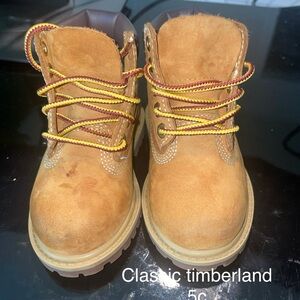 Toddler boys shoes size range 4-5c